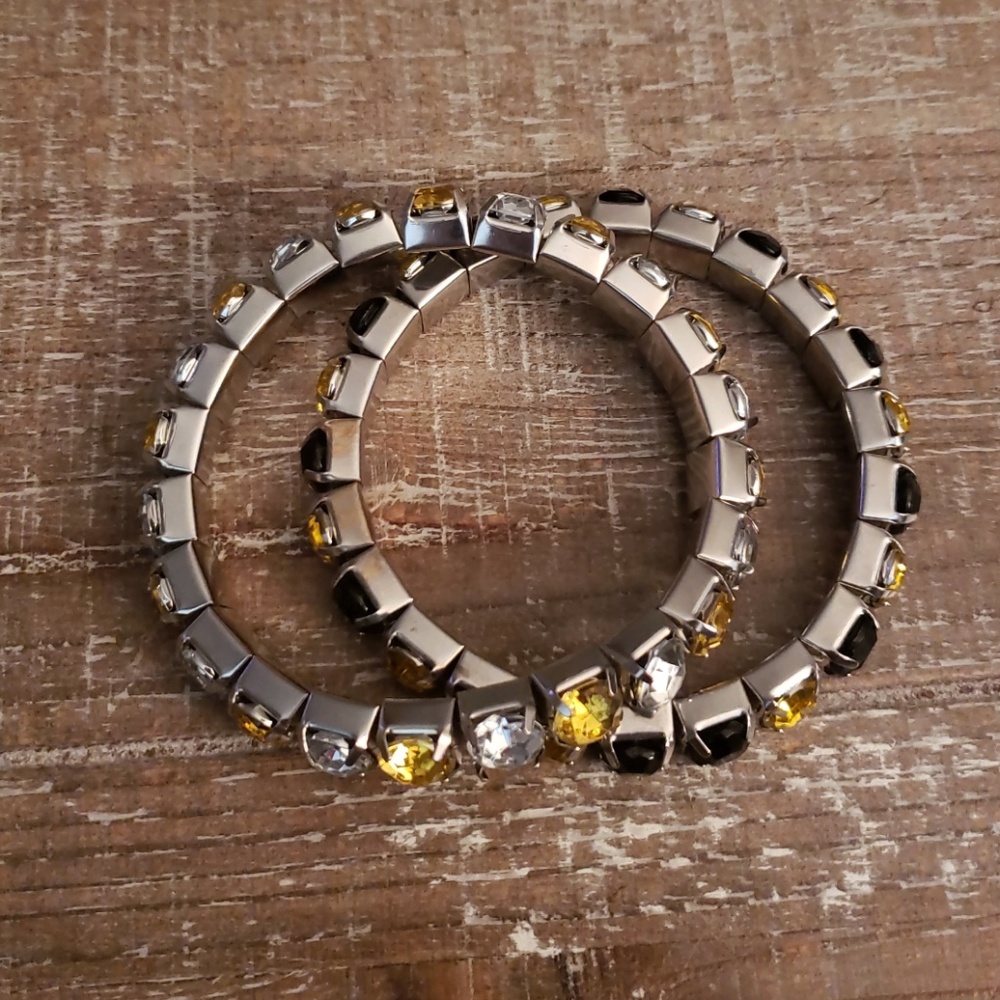 Bracelets - Picture 2 of 3